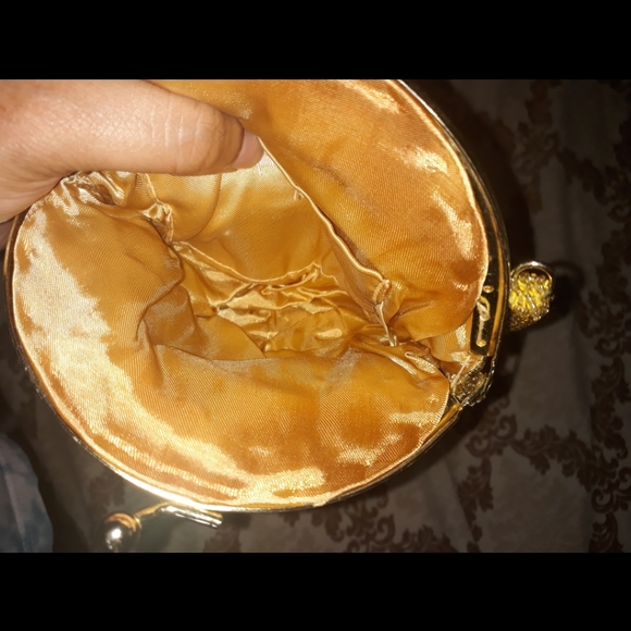 Gold vintage beaded mini purse - Picture 8 of 8